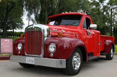 '56 Mack B-63  