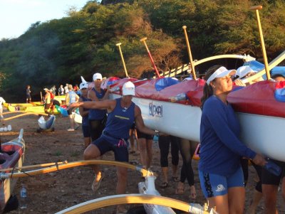 Woman's outrigger canoe championship - Molokai to Oahu