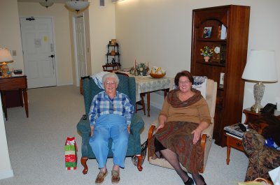 Fran & Elaine in their living room