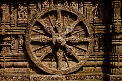 The chariot wheels. Widely photographed.