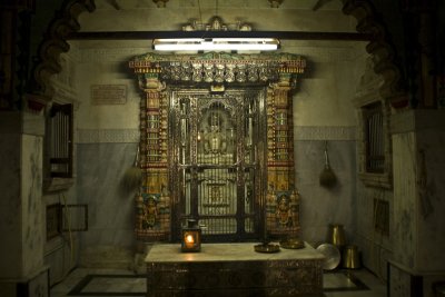 Jain idol