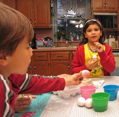 Dying eggs