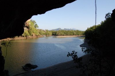 Tham Khao Khanap Nam