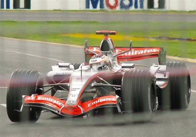 g3/31/464531/3/58016011.Formula1McLarenKimiRaikkonen1.jpg