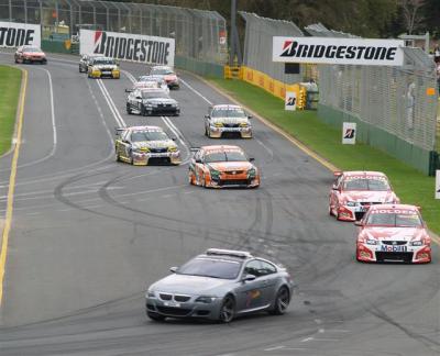 g3/31/464531/3/58016262.V8SupercarsfollowingtheSafetyCar.jpg