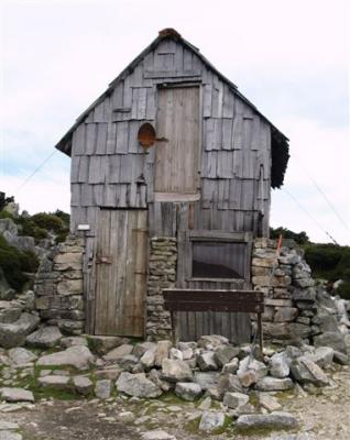 Kitchen Hut