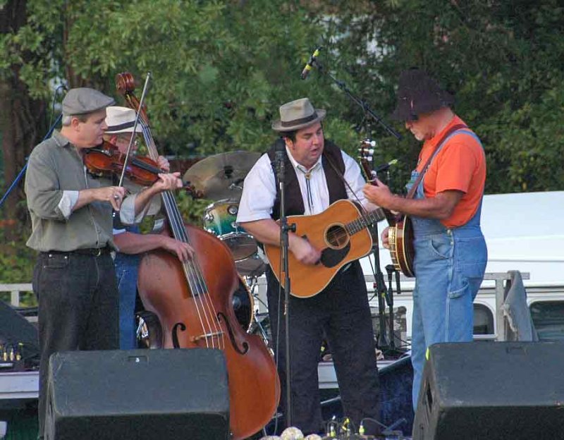 The Drovers Old Time Medicine Show 2593