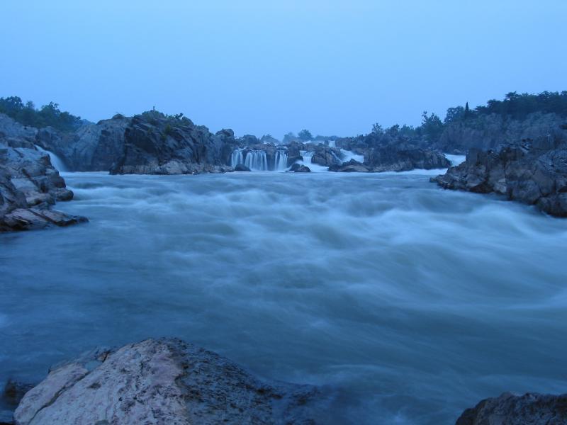 g3/31/529731/2/39885541.07235GreatFallslateduskupstreamwaterlevelQ85.jpg