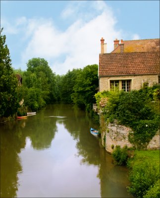 Home in Noyers on the River Yonne