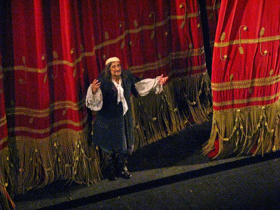 Final curtain, Placido  Domingo  as Cyrano takes a bow ..  A1865