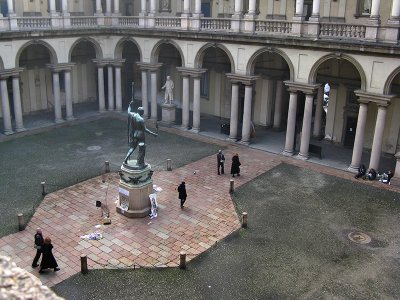 Pinacoteca di Brera,  courtyard .. A1605_4.jpg