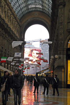 Galleria  Vittorio Emanuele II, view towards Piazza del Duomo .. A1665_2