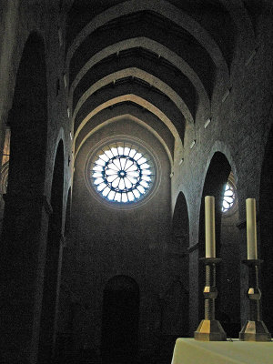 Toward the front portal and rose window .. A3991