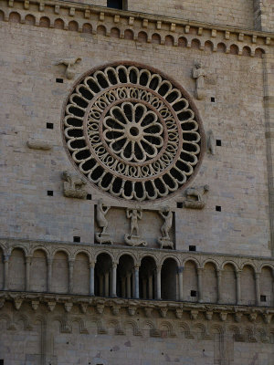 Facade, closeup .. A4213