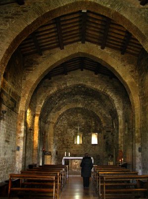 Interior, rural Italian Romanesque vaulting .. A4256