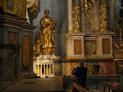 Interior, statue above model of the Tempio .. A4233