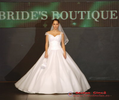 Bride's Boutique - Bucharest fashion week Aprilie 2008