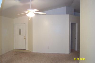 g3/32/341132/3/54693061.Livingroom.jpg