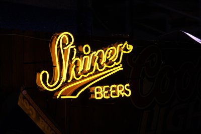 IMG_2404 Shiner sign.jpg