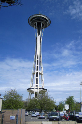 IMG_0073 Space Needle from bus.jpg