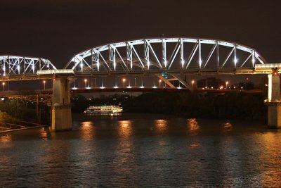 IMG_2501 Bridge and boat.jpg