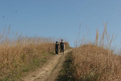 May and Ashley towards Lai Pek Shan