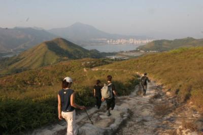 Joyce, May, Ashley, and Caddie towards Luk Keng