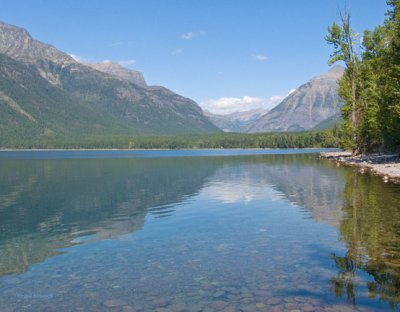 zP1060107 View to Garden Wall from Lake MacDonald boat dock.jpg