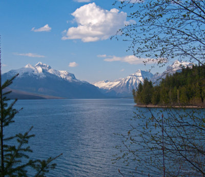 z P1080489 Evening light on Lake McDonald and mountains in Glacier.jpg