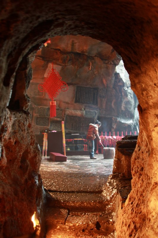 Temple in a cave on Folding Brocade Hill