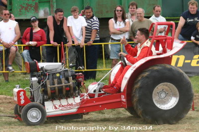 tractor-pulling 06