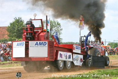 tractor-pulling 18