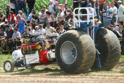 tractor-pulling 19
