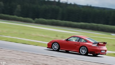 996GT2_02.jpg