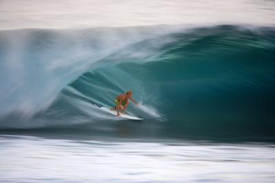 Surfing Pipeline December 8, 2005