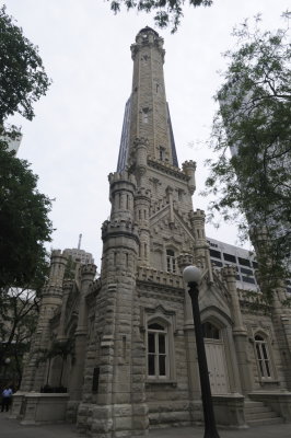 1-080810~14-43-Chicago-Water Tower.jpg