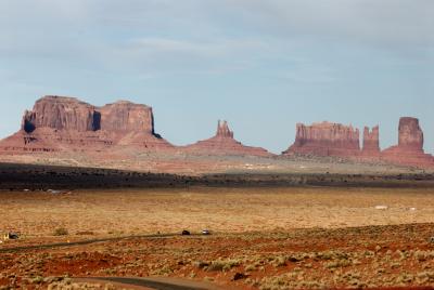 060411-06-Monument Valley.jpg