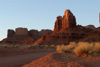 060412-11-Monument Valley.jpg