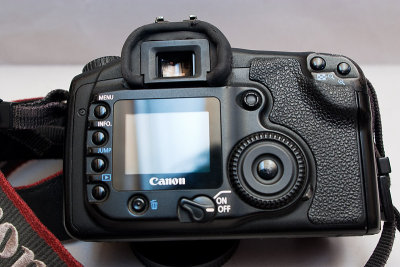20D Rear.jpg