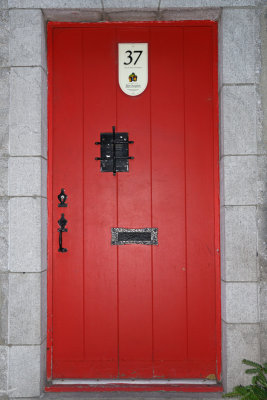 Canadian Red Door!