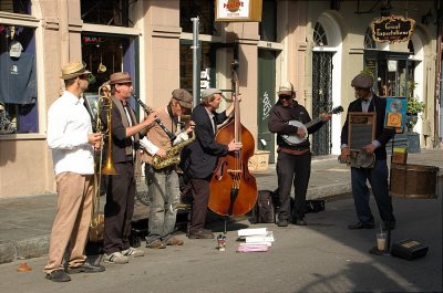 Street Performers French Quarter 