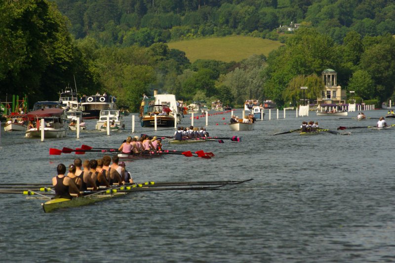2009 - Remenham Rowpast - IMGP3659