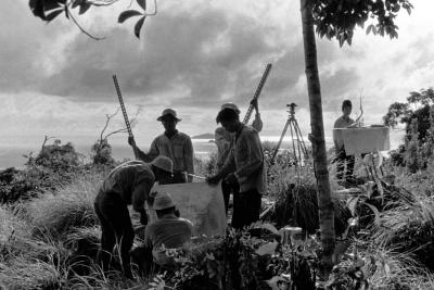 1967 Sabah - Surveying in Darvel Bay