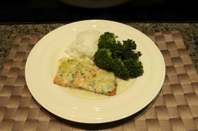 Dill Salmon with Creamy Leek Sauce