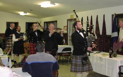 Piping in the haggis