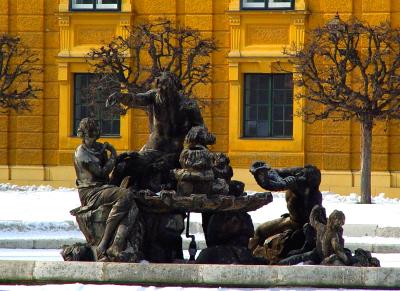Fountain at Schonbrunn