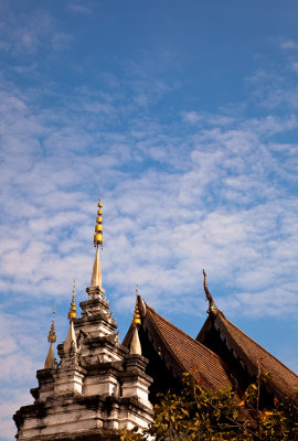 Chiang Mai Wat shooting for the sky