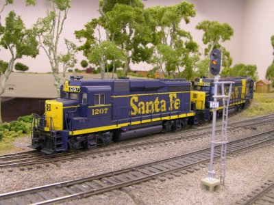 ATSF GP30s from the roster of Gary Green.