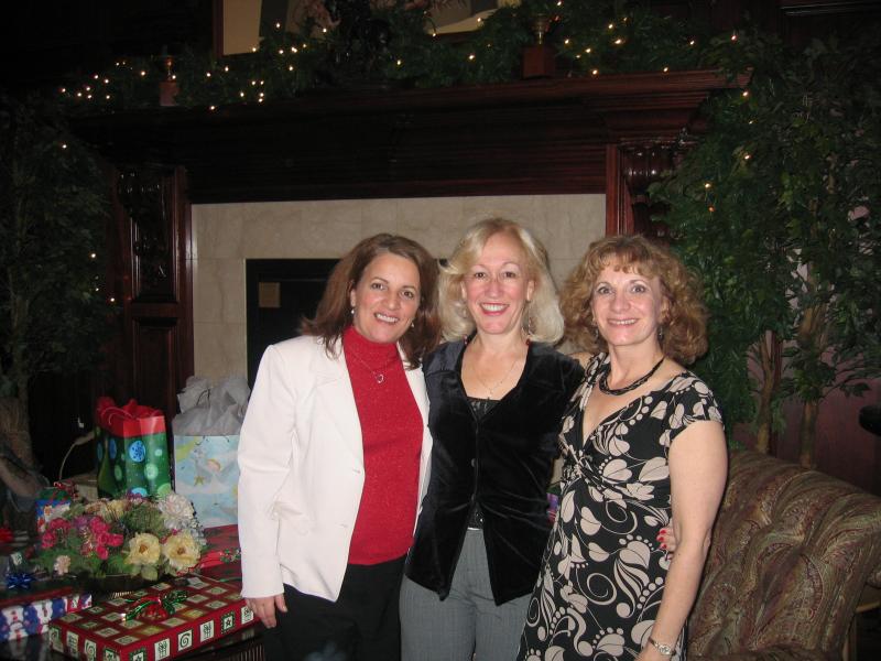 Ann, Lynn & Ger.jpg