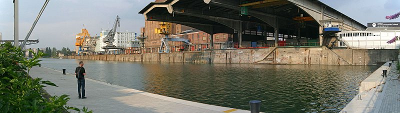 Rheinhafen in Basel